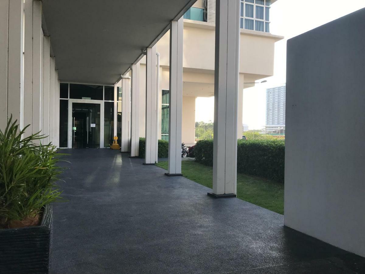 Fabulous Mutiara Ville サイバージャヤ エクステリア 写真